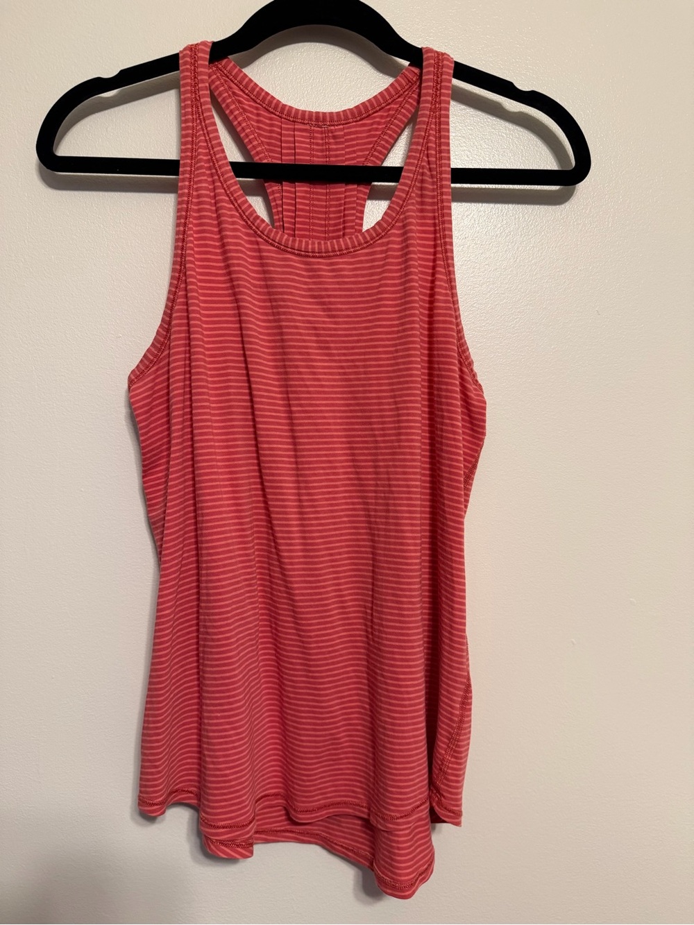 Lululemon Yogi Everyday Tank Best for Sz 6 HHFL Hyper Stripe Fireside Red